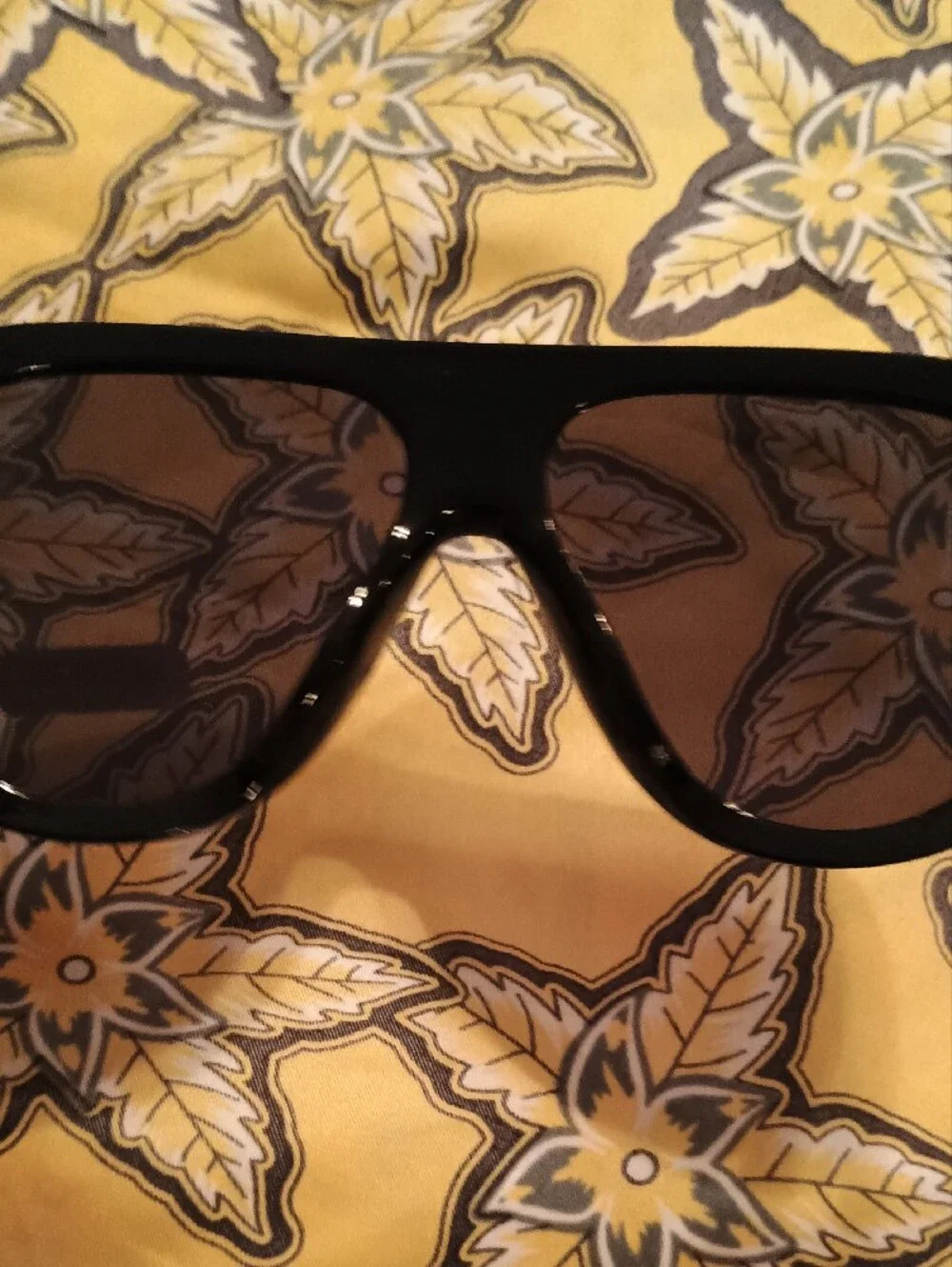 NWT Jason Wu Black Retro Oversized Flat Top Aviator Sunglasses.